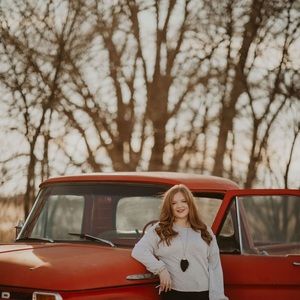 Meet your Posher, Alyssa